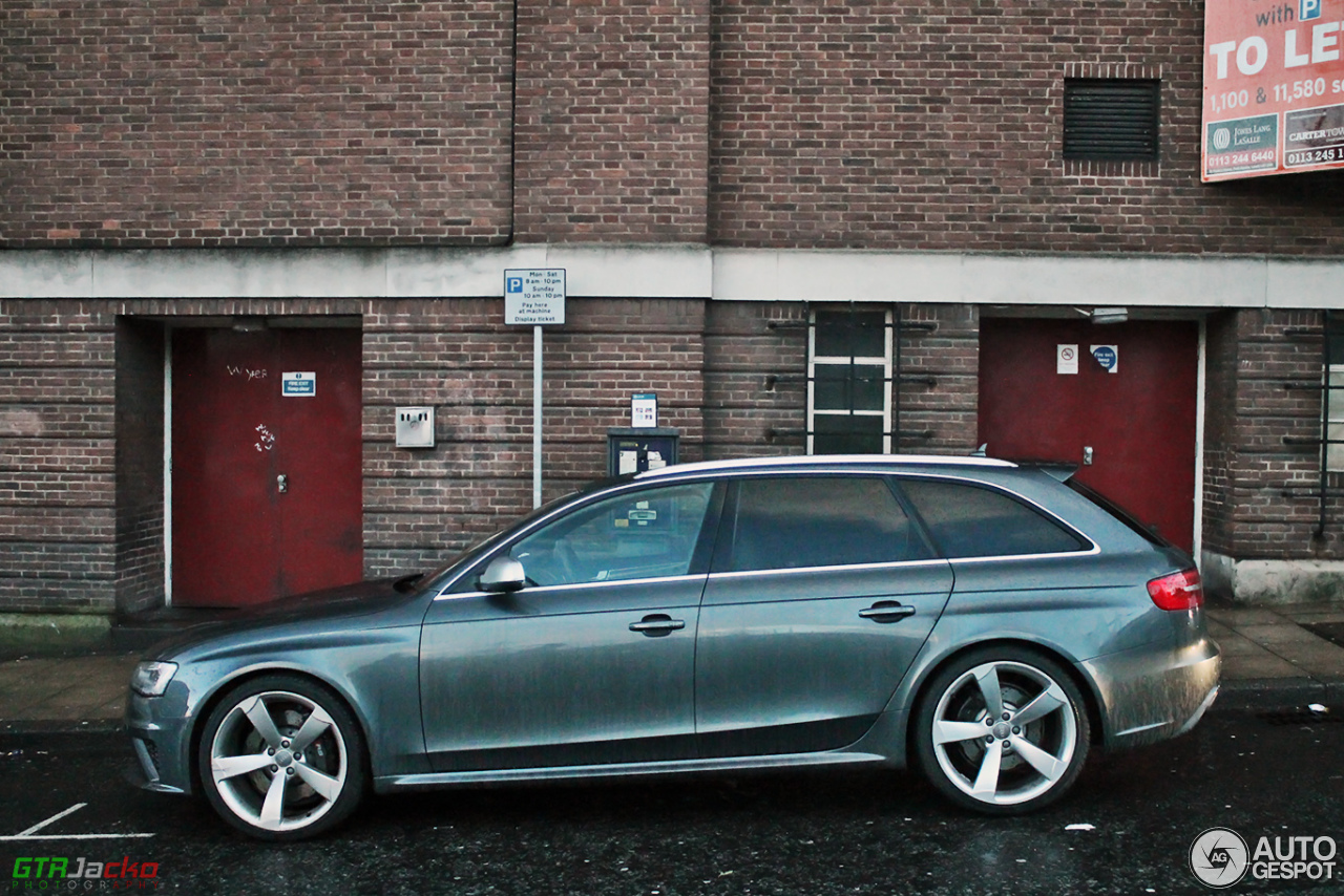 Audi RS4 Avant B8