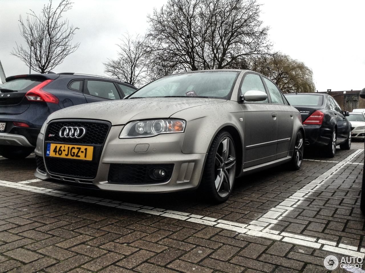 Audi RS4 Sedan