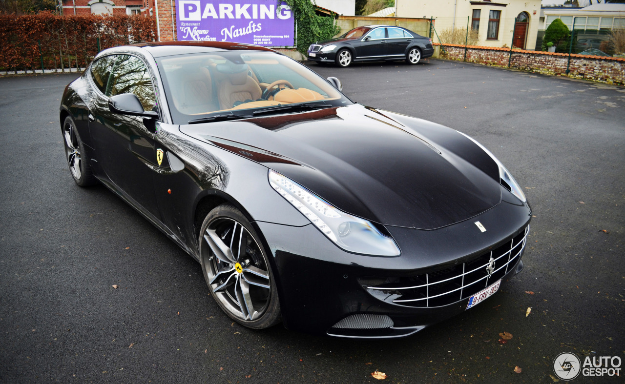 Ferrari FF