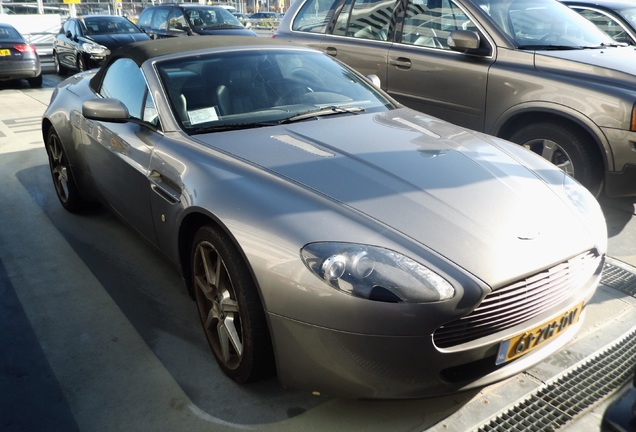 Aston Martin V8 Vantage Roadster