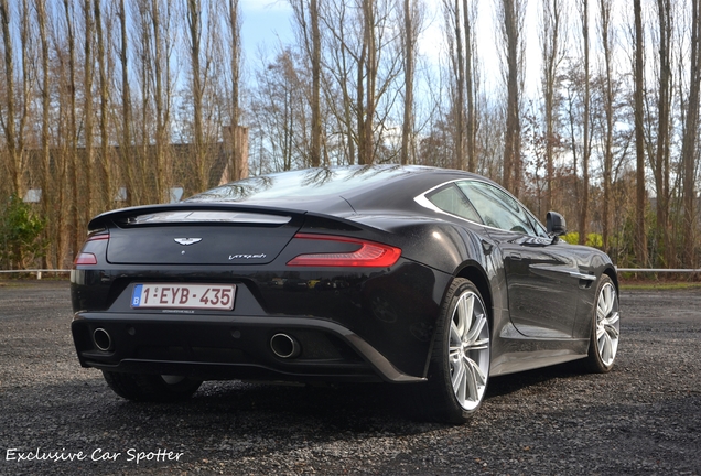 Aston Martin Vanquish 2013