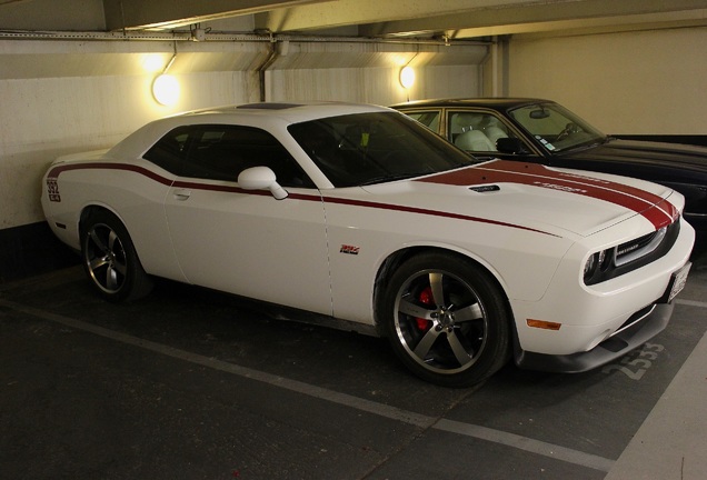 Dodge Challenger SRT-8 392