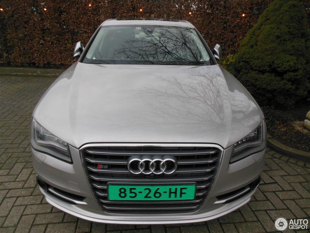 Audi S8 D4