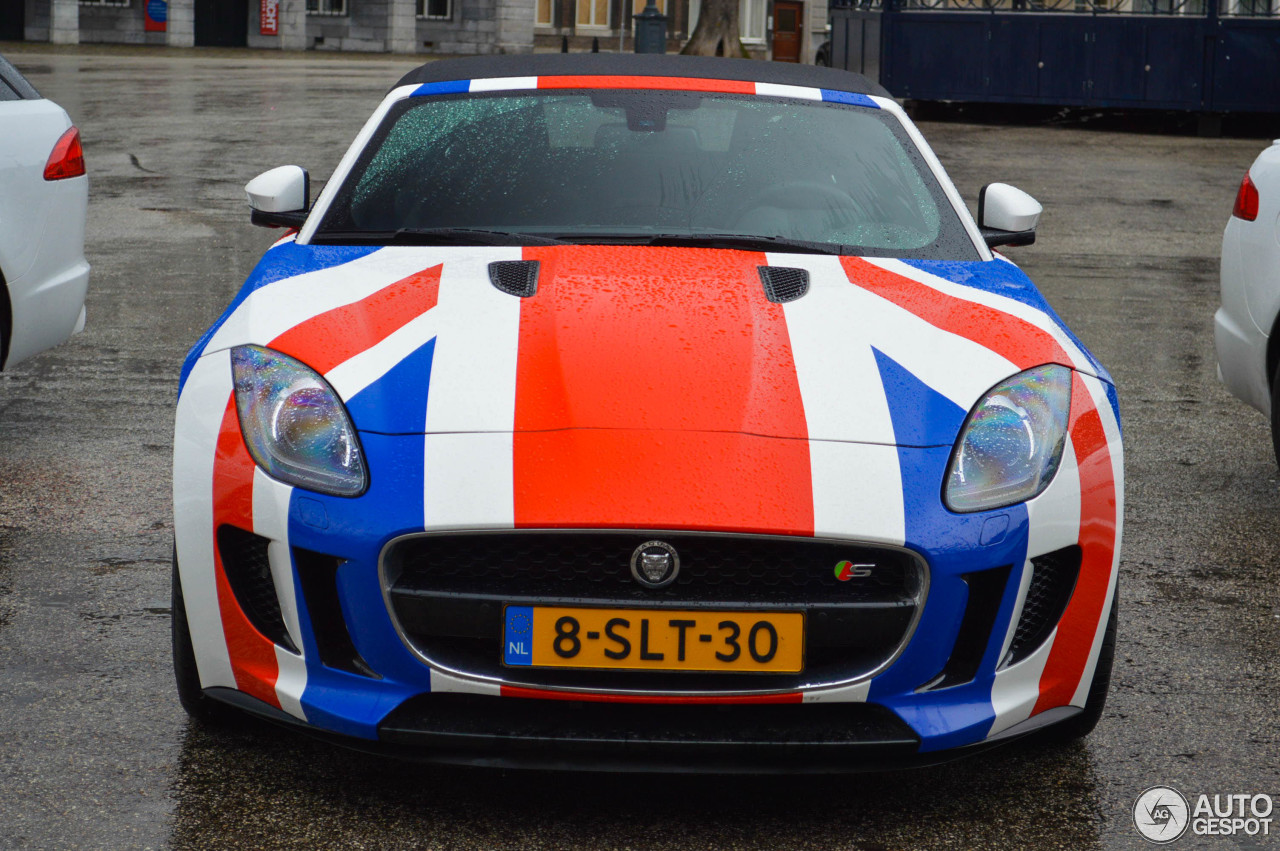 Jaguar F-TYPE S Convertible