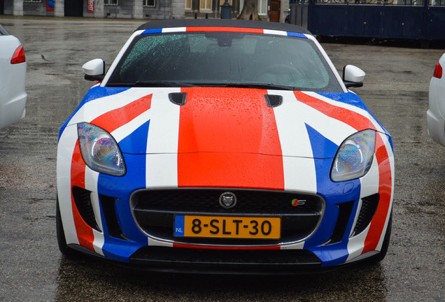 Jaguar F-TYPE S Convertible