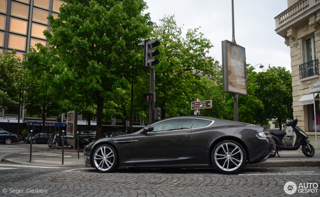 Aston Martin DBS