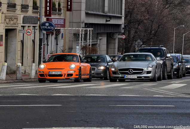 Mercedes-Benz SLS AMG