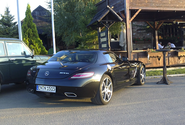 Mercedes-Benz SLS AMG