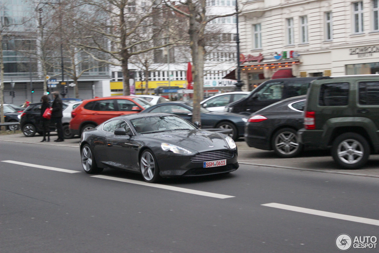 Aston Martin Virage 2011