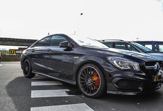 Mercedes-Benz CLA 45 AMG C117