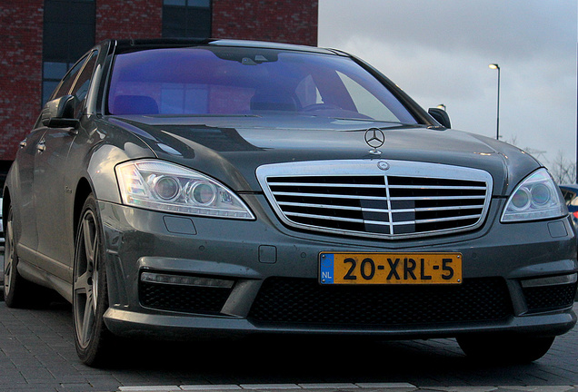 Mercedes-Benz S 63 AMG W221 2011