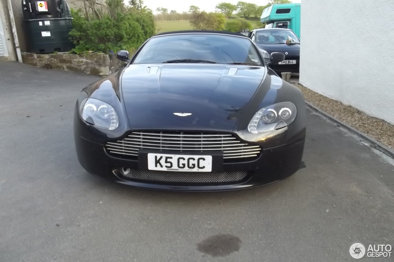 Aston Martin V8 Vantage Roadster