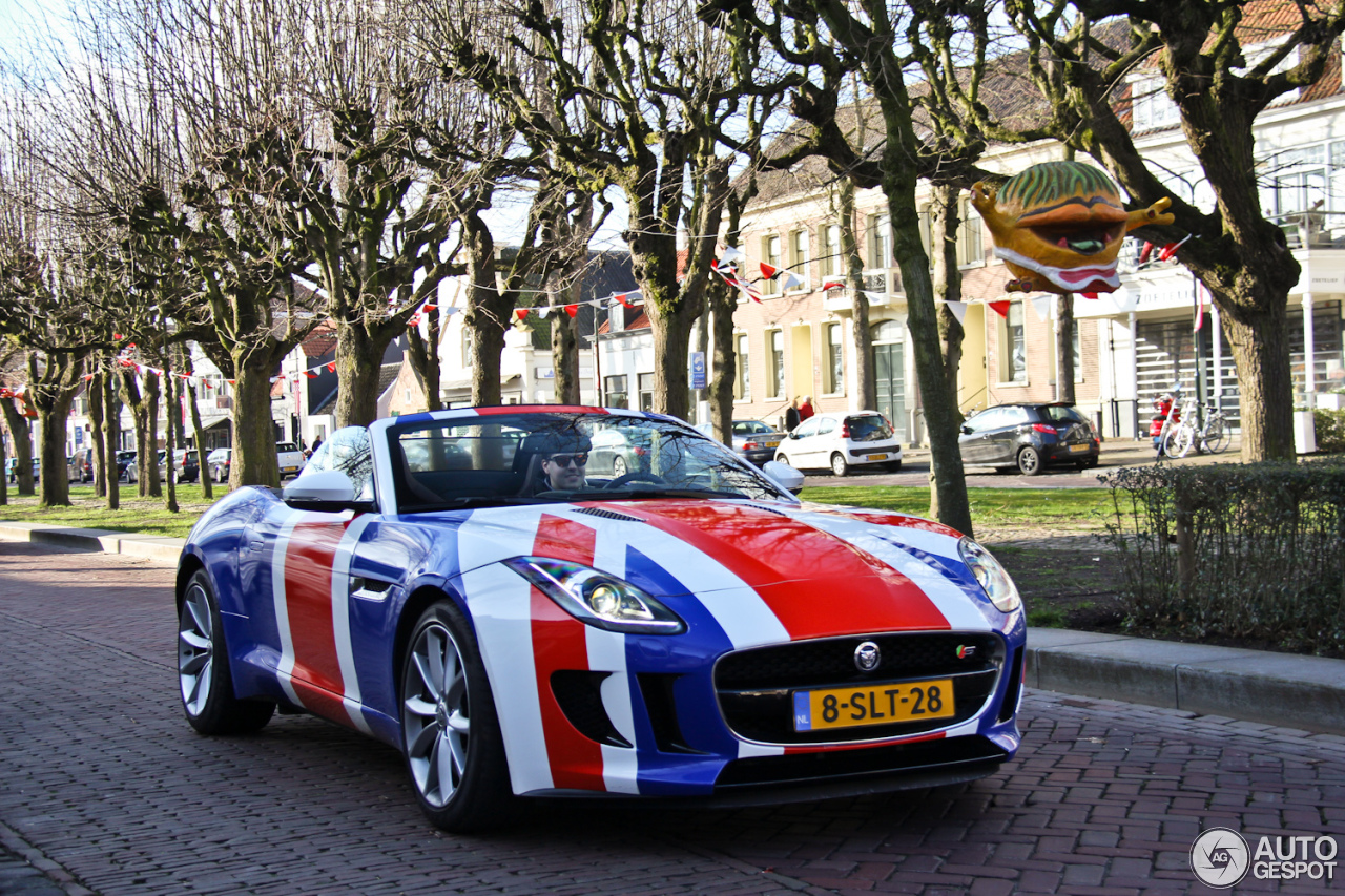 Jaguar F-TYPE S Convertible