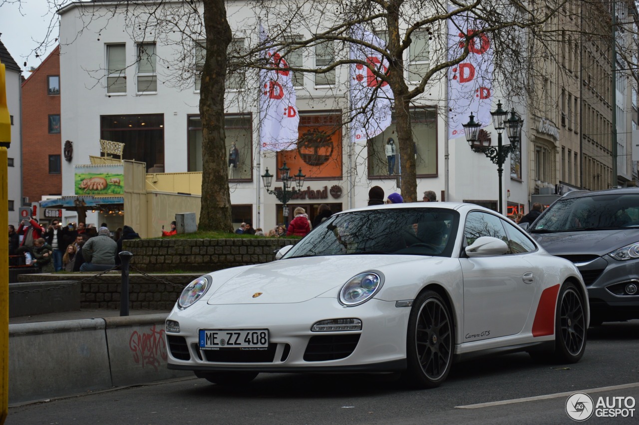 Porsche 997 Carrera GTS