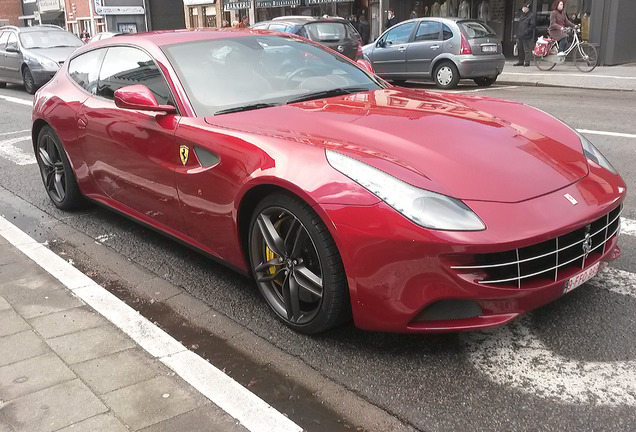 Ferrari FF