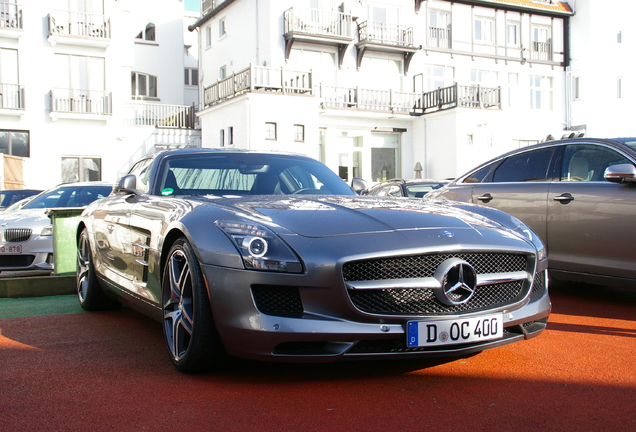 Mercedes-Benz SLS AMG