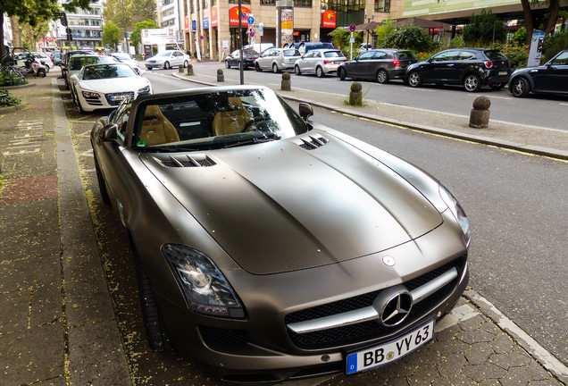 Mercedes-Benz SLS AMG Roadster