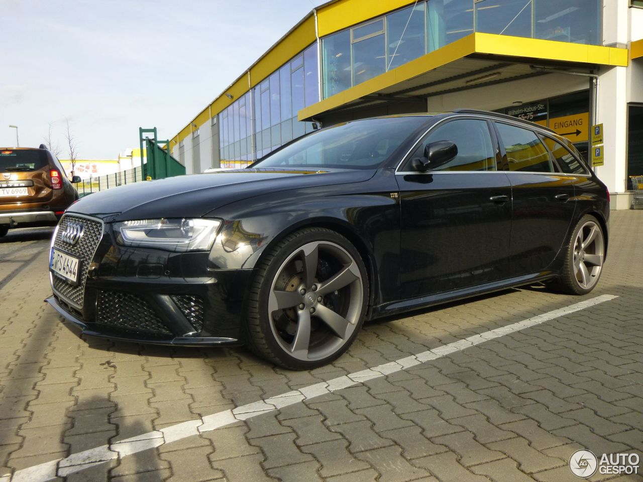 Audi RS4 Avant B8