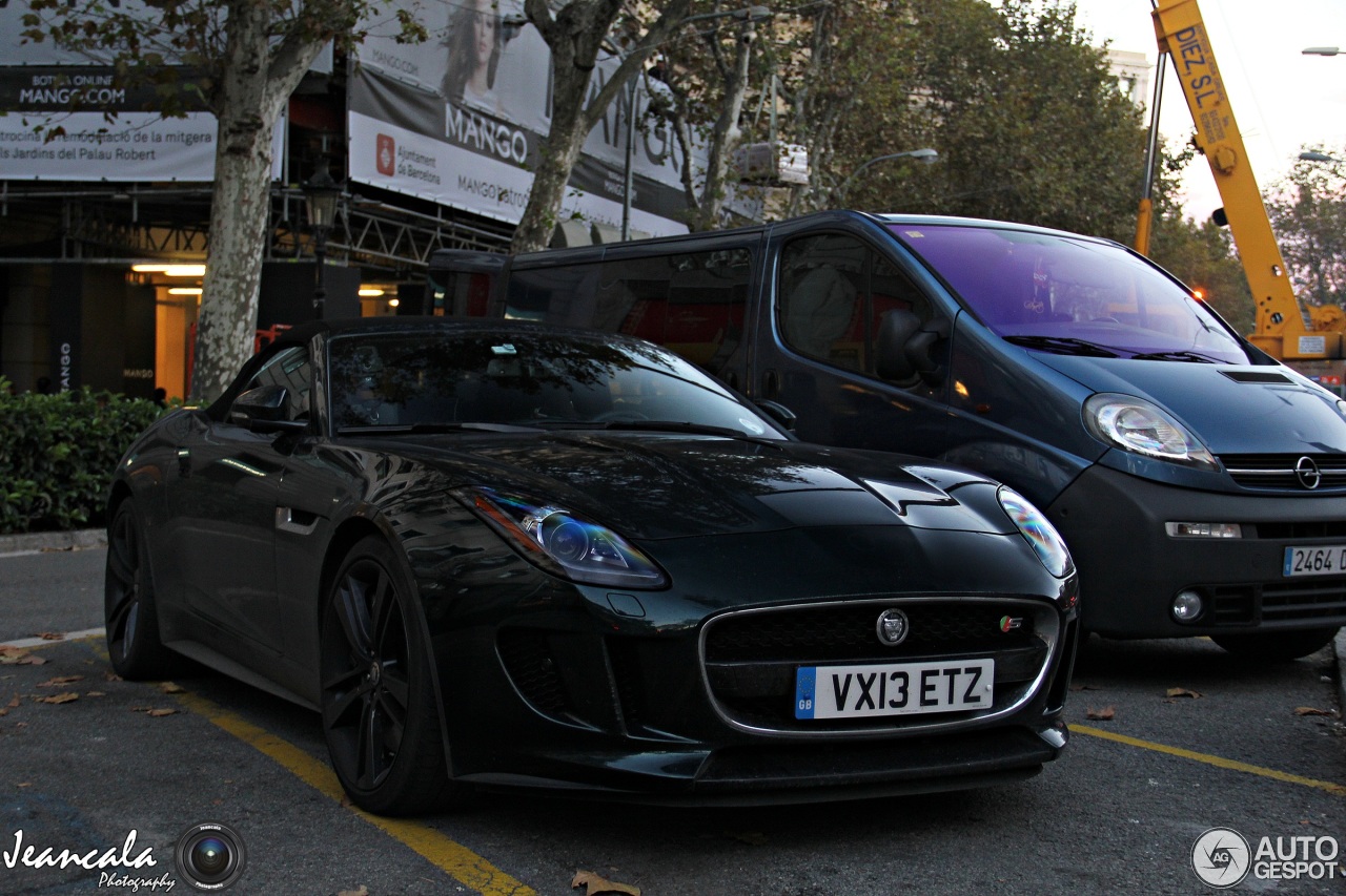 Jaguar F-TYPE S Convertible