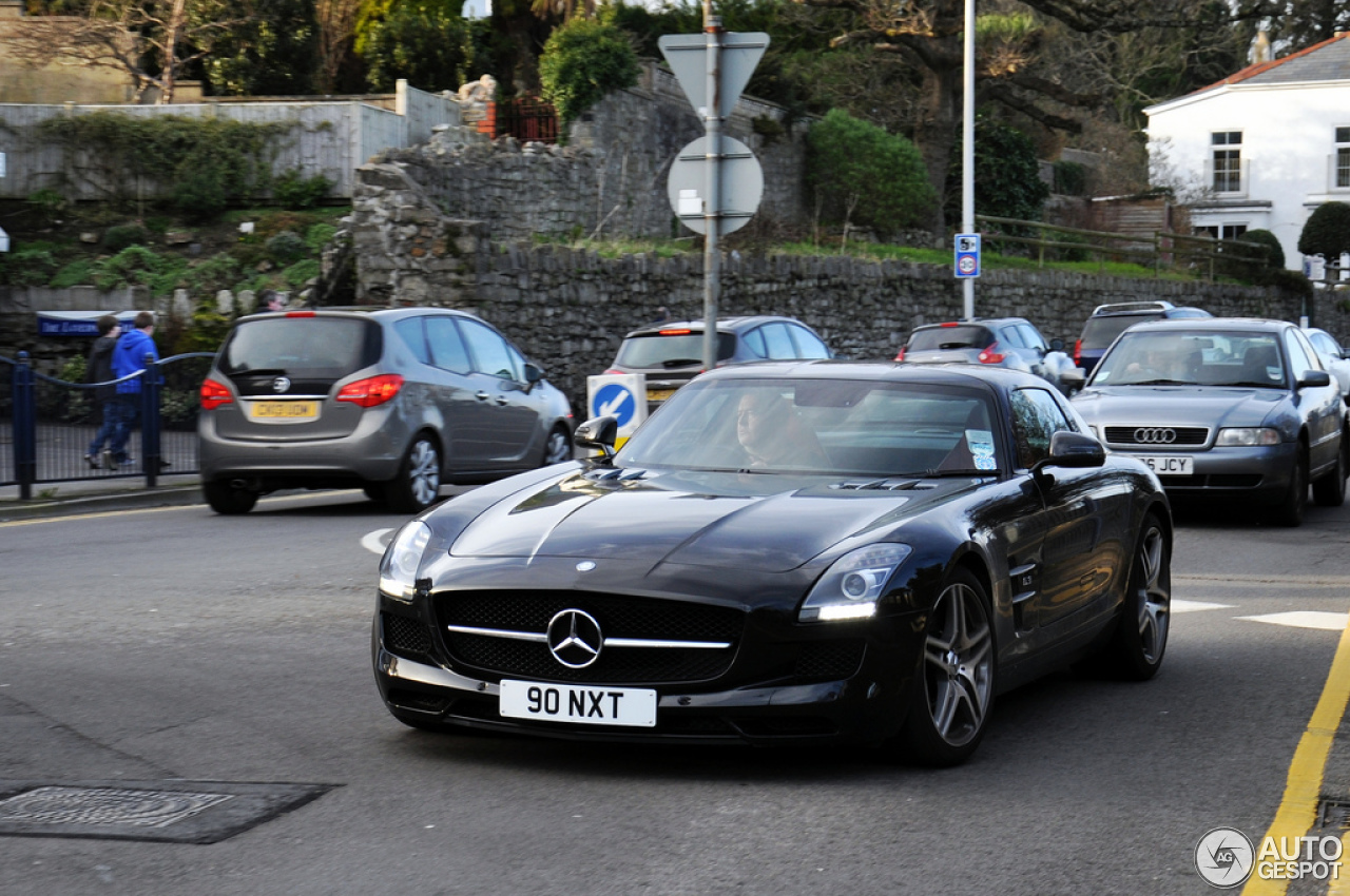 Mercedes-Benz SLS AMG