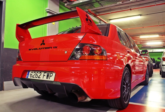 Mitsubishi Lancer Evolution IX