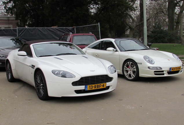 Aston Martin V8 Vantage Roadster