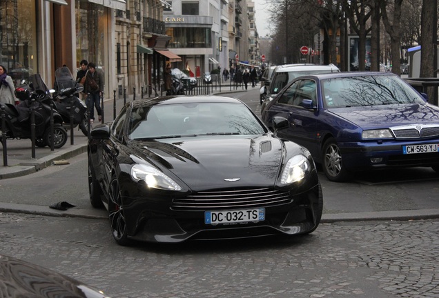 Aston Martin Vanquish 2013