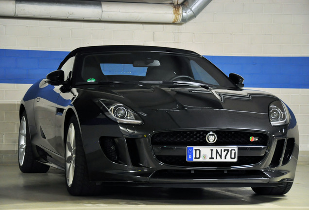 Jaguar F-TYPE S V8 Convertible