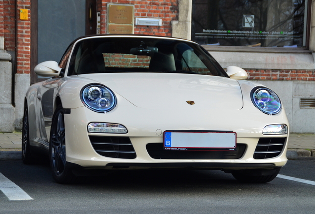 Porsche 997 Carrera 4S Cabriolet MkII