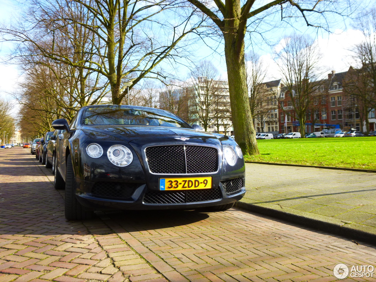 Bentley Continental GT V8