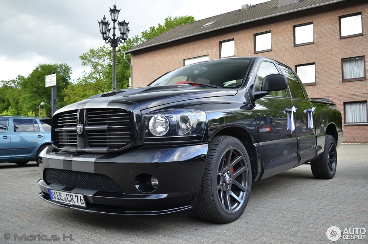 Dodge RAM SRT-10 Quad-Cab