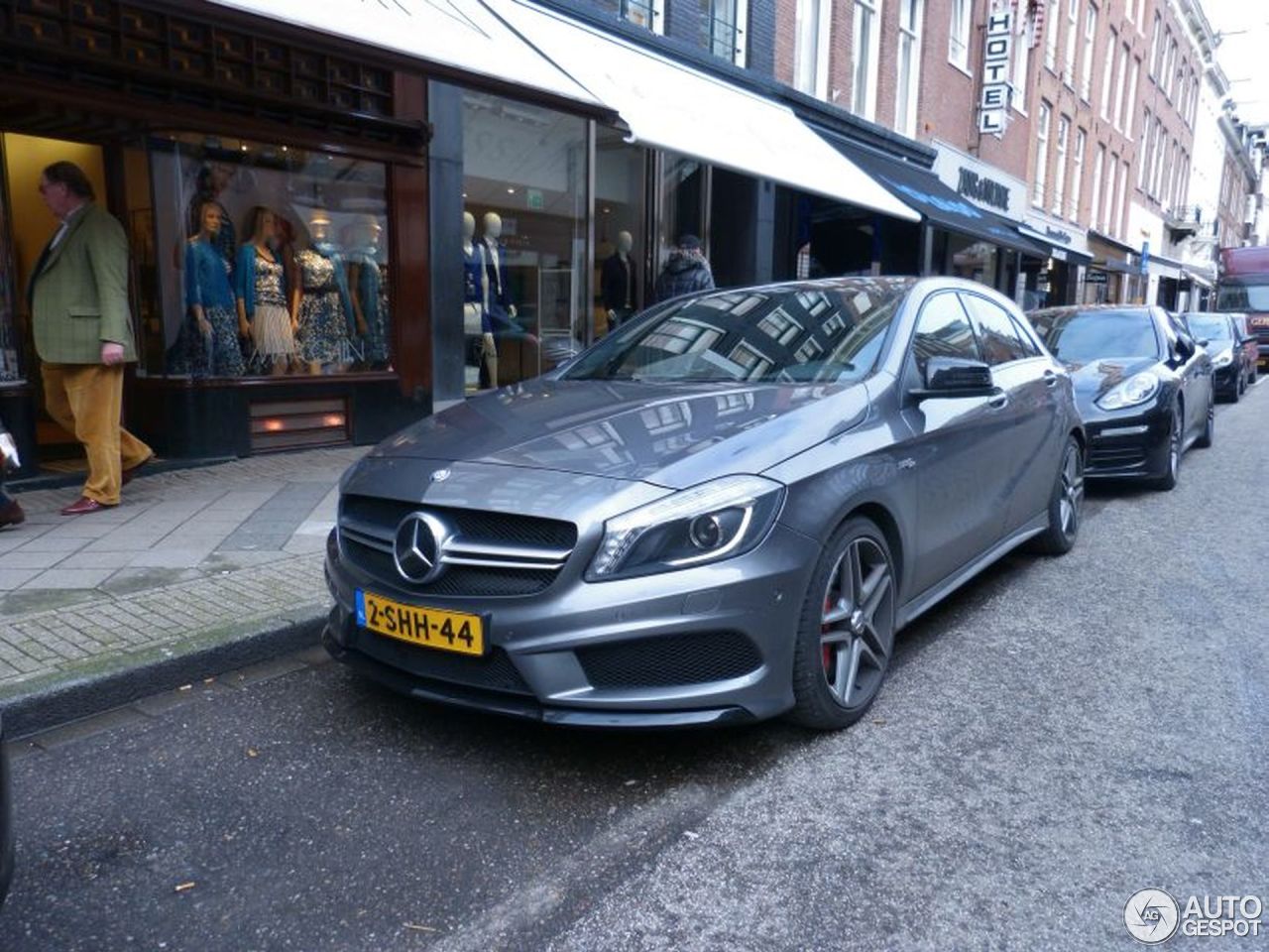 Mercedes-Benz A 45 AMG