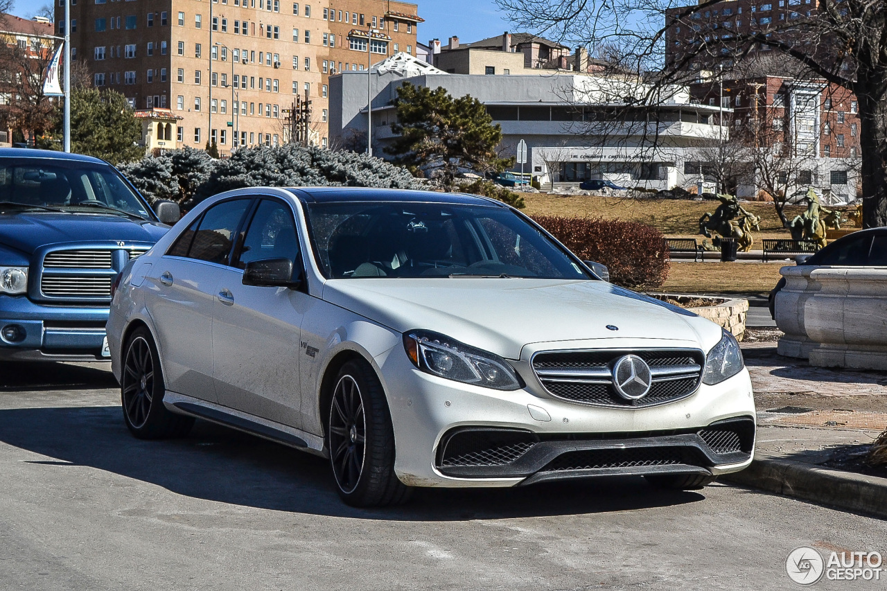 Mercedes-Benz Renntech E 63 AMG S W212