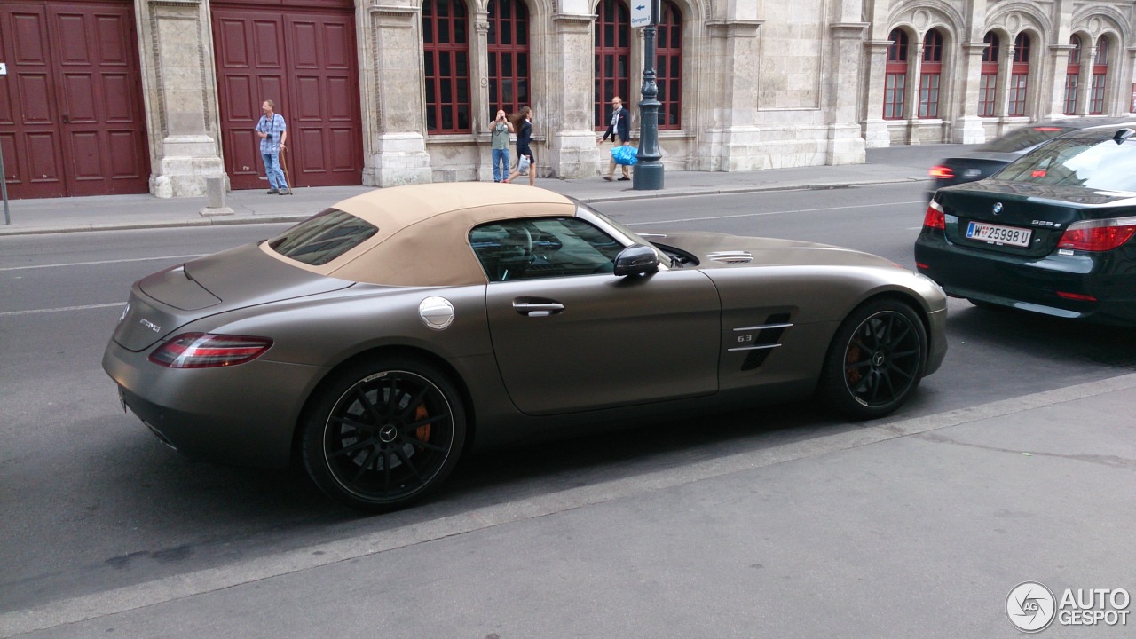 Mercedes-Benz SLS AMG Roadster