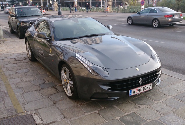 Ferrari FF