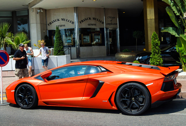 Lamborghini Aventador LP700-4