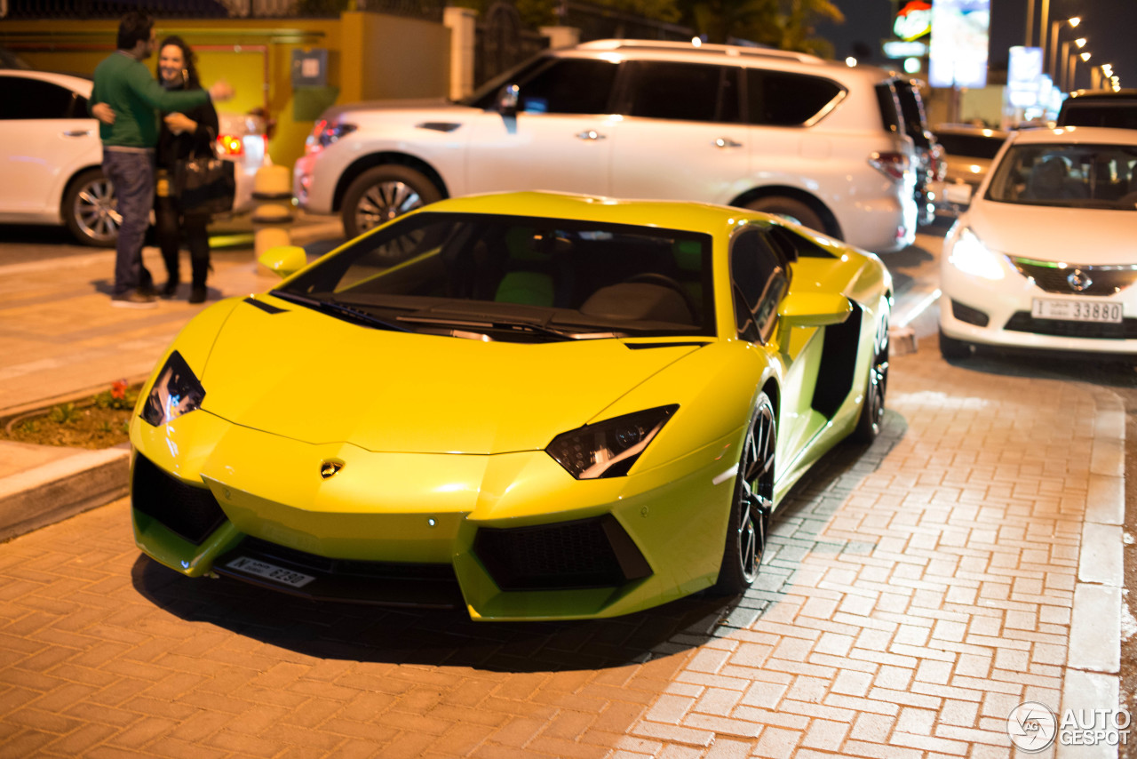 Lamborghini Aventador LP700-4