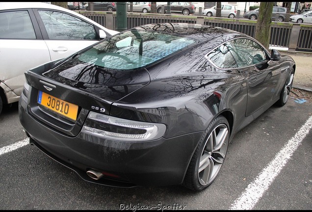 Aston Martin DB9 2013