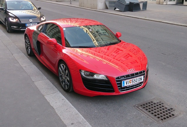 Audi R8 V10