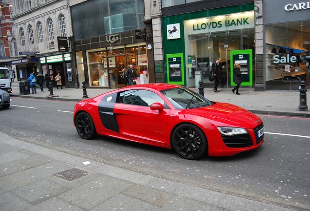 Audi R8 V10