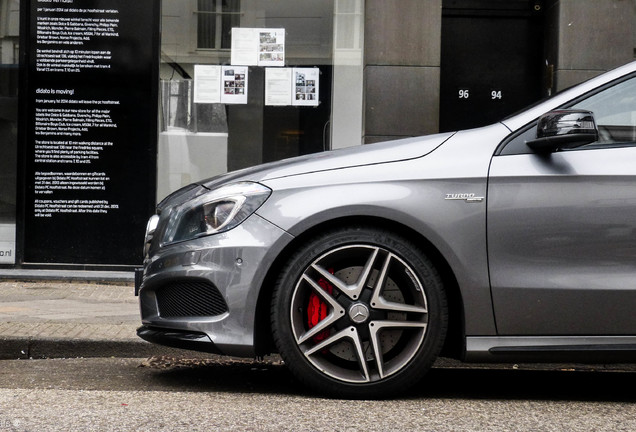 Mercedes-Benz A 45 AMG