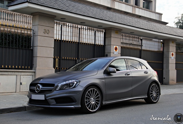 Mercedes-Benz A 45 AMG