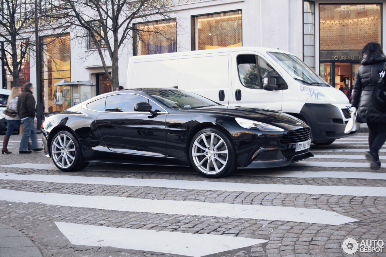 Aston Martin Vanquish 2013