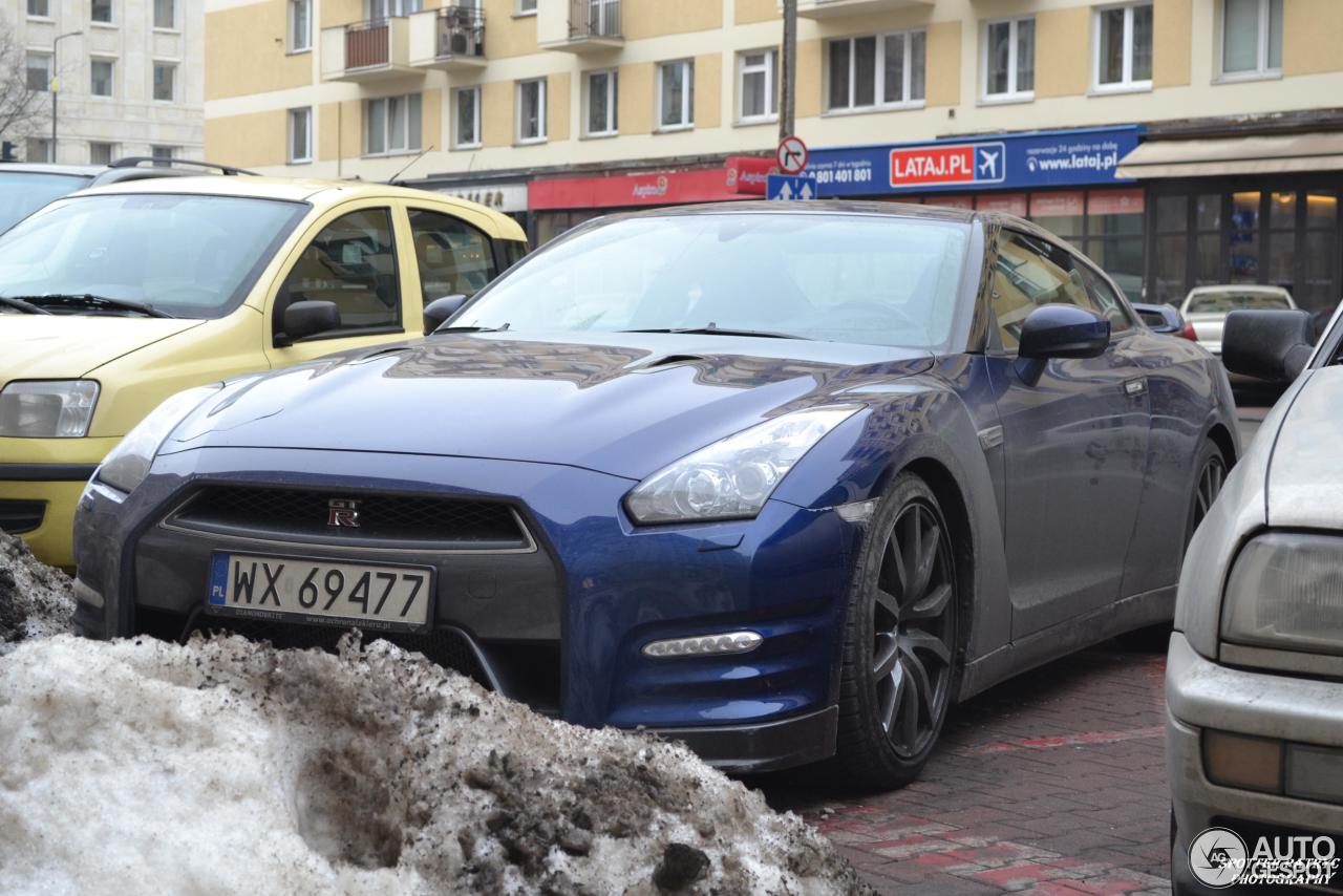 Nissan GT-R 2011