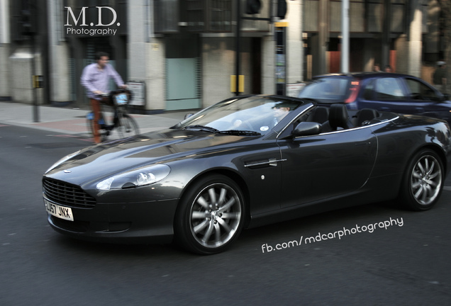 Aston Martin DB9 Volante