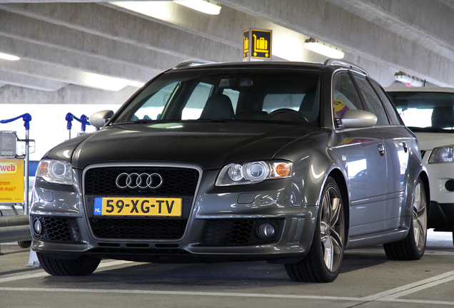 Audi RS4 Avant B7