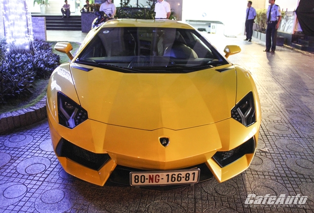 Lamborghini Aventador LP700-4