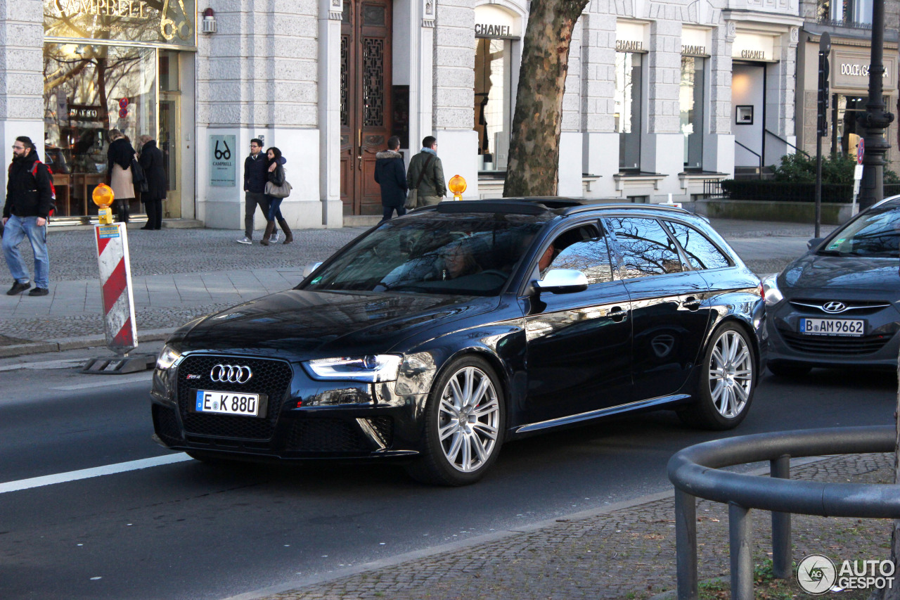 Audi RS4 Avant B8