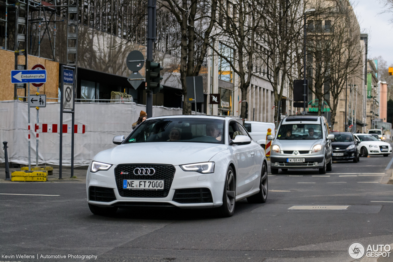 Audi RS5 B8 2012