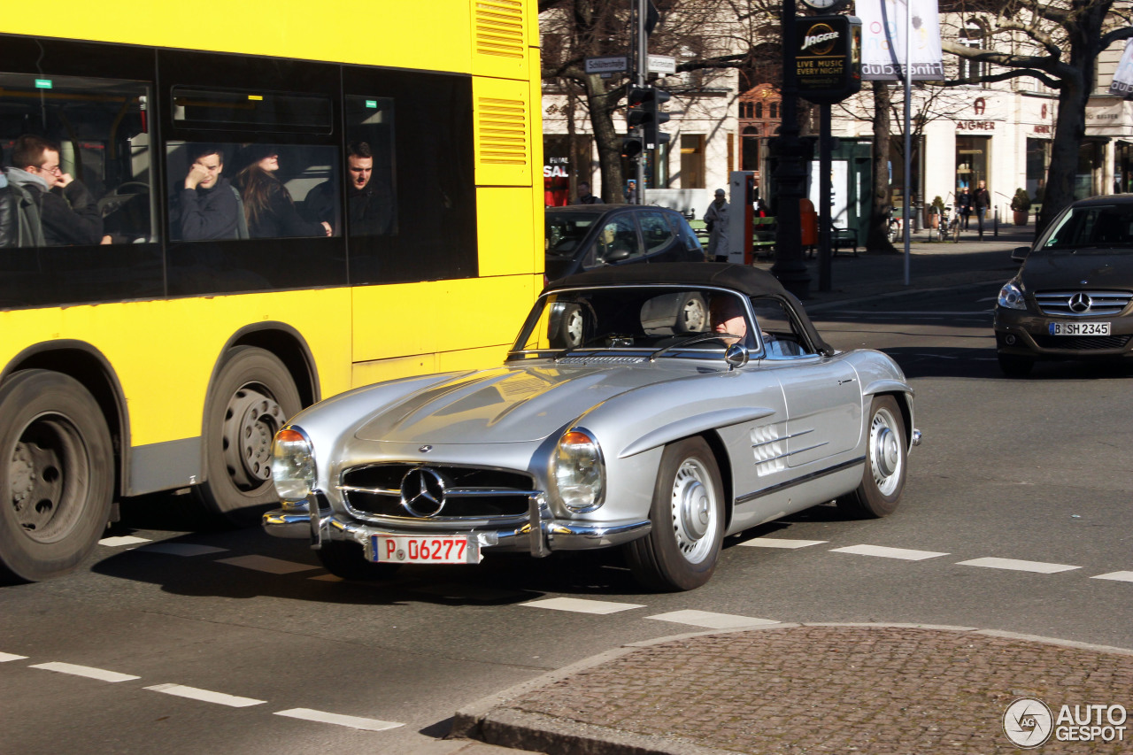 Mercedes-Benz 300SL Roadster